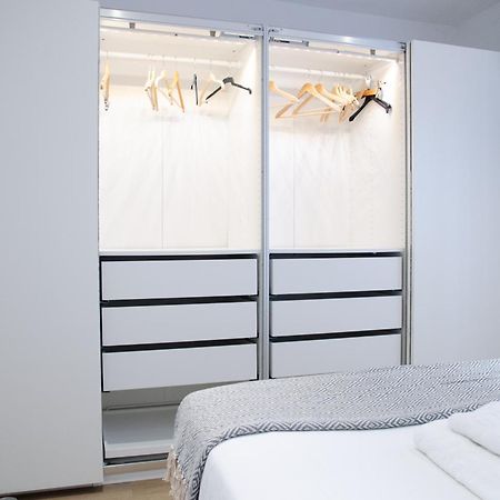 Apartamento Moderno En Triana 2 Dormitorios Y Aire Acondicionado เซบีญา ภายนอก รูปภาพ
